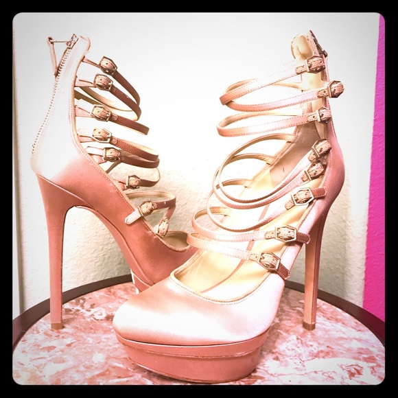 Platform, high heels! - Picture 1 of 3